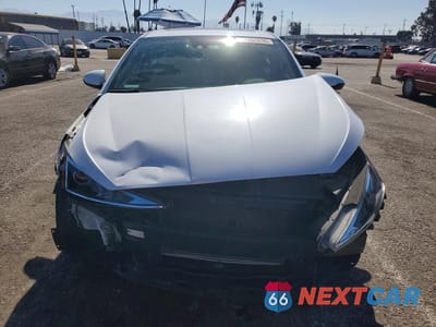 Piąte zdjęcie samochodu w środku: 2019 HYUNDAI ELANTRA VALUE EDITION VIN:5NPD84LF0KH423703 - miniatura