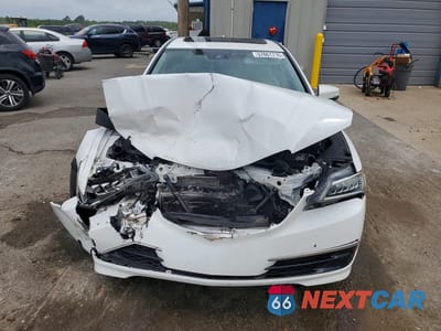 Piąte zdjęcie samochodu w środku: 2017 ACURA TLX TECH VIN:19UUB2F52HA002608 - miniatura