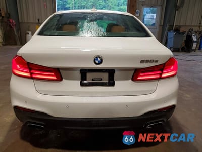 Zdjęcie 6 z 12 samochodu: 2019 BMW 530XE VIN:WBAJB1C5XKB376057 - miniatura