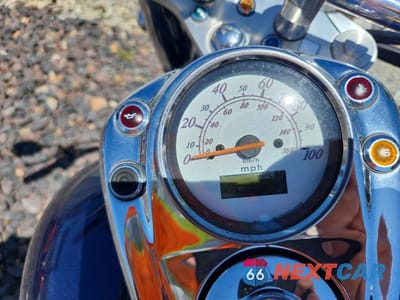 Zdjęcie 7 z 8 samochodu: 2002 HONDA VT750 CDD VIN:JH2RC44FX2M012776 - miniatura