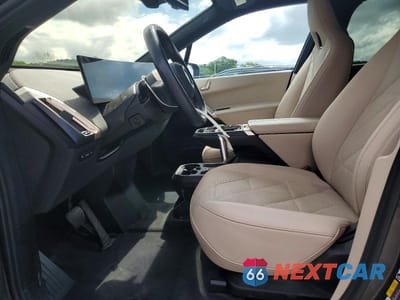 Zdjęcie 7 z 13 samochodu: 2024 BMW IX XDRIVE50 VIN:WB523CF05RCR52749 - miniatura