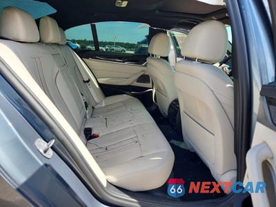 Zdjęcie 10 z 13 samochodu: 2021 BMW 540 I VIN:WBA53BJ02MWX04420 - miniatura
