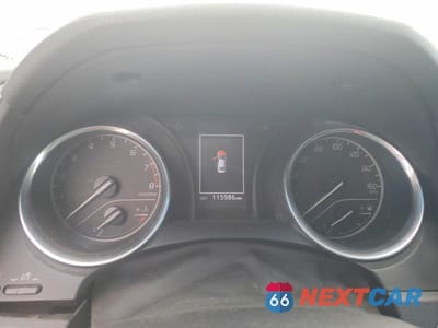 Zdjęcie 9 z 12 samochodu: 2018 TOYOTA CAMRY SE VIN:4T1B11HK4JU602195 - miniatura