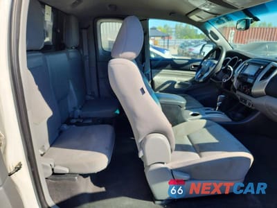 Zdjęcie 10 z 12 samochodu: 2015 TOYOTA TACOMA V6 VIN:5TFUU4EN4FX112429 - miniatura