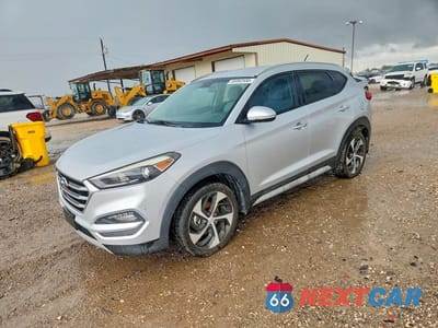 2017 HYUNDAI TUCSON SPORT KM8J33A2XHU521174 - główne zdjęcie licytacji z USA - miniatura