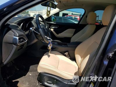 Zdjęcie 7 z 13 samochodu: 2018 JAGUAR F-PACE VIN:SADCJ2FX6JA267962 - miniatura