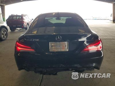 Zdjęcie 6 z 13 samochodu: 2018 MERCEDES-BENZ CLA 250 VIN:WDDSJ4EB2JN547322 - miniatura