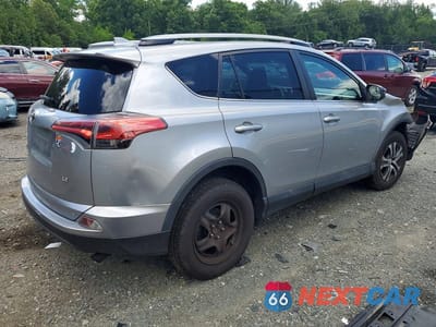 Trzecie zdjęcie samochodu z tyłu: 2017 TOYOTA RAV4 LE VIN:2T3ZFREVXHW330508 - miniatura