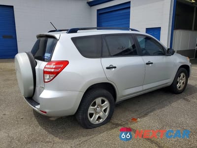 Trzecie zdjęcie samochodu z tyłu: 2009 TOYOTA RAV4 BASE VIN:JTMBF33V995010042 - miniatura