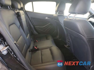 Zdjęcie 10 z 12 samochodu: 2019 MERCEDES-BENZ GLA 250 VIN:WDCTG4GB0KU010346 - miniatura