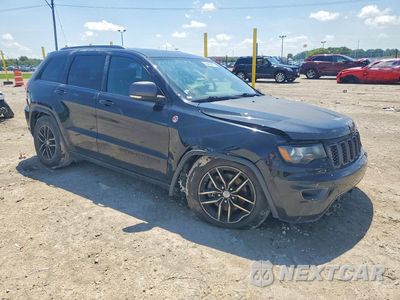 Czwarte zdjęcie samochodu z boku: 2018 JEEP GRAND CHEROKEE TRAILHAWK VIN:1C4RJFLG1JC444407 - miniatura
