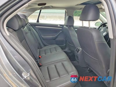Zdjęcie 10 z 12 samochodu: 2008 VOLKSWAGEN JETTA WOLFSBURG VIN:3VWRJ71K58M181762 - miniatura