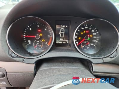 Zdjęcie 9 z 12 samochodu: 2012 VOLKSWAGEN GOLF VIN:WVWDM7AJ1CW200392 - miniatura