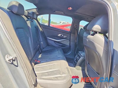 Zdjęcie 10 z 12 samochodu: 2023 BMW 330E VIN:3MW39FF00P8C94462 - miniatura
