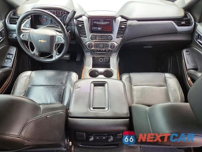 Zdjęcie 8 z 13 samochodu: 2018 CHEVROLET SUBURBAN VIN:1GNSKHKC4JR238611 - miniatura