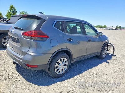 Trzecie zdjęcie samochodu z tyłu: 2018 NISSAN ROGUE S VIN:5N1AT2MV7JC823064 - miniatura
