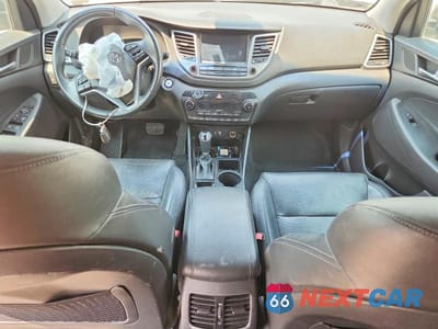 Zdjęcie 8 z 12 samochodu: 2016 HYUNDAI TUCSON LIMITED VIN:KM8J33A29GU180672 - miniatura