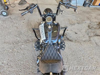 Zdjęcie 6 z 9 samochodu: 2017 HARLEY-DAVIDSON FLSS VIN:1HD1JS917HB045296 - miniatura