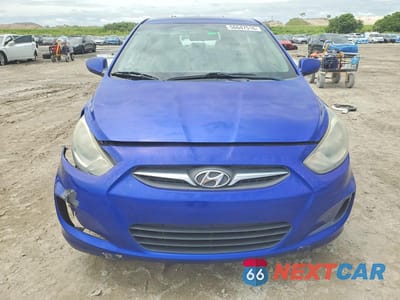 Piąte zdjęcie samochodu w środku: 2013 HYUNDAI ACCENT GLS VIN:KMHCT4AE2DU583395 - miniatura