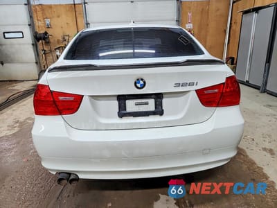 Zdjęcie 6 z 12 samochodu: 2011 BMW 328 XI SULEV VIN:WBAPK5C56BA662186 - miniatura