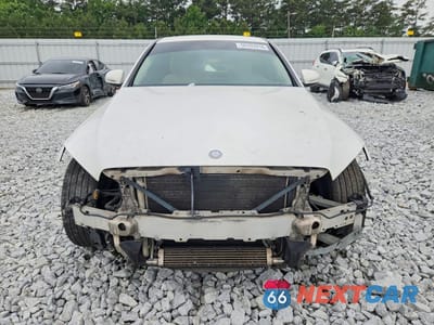 Piąte zdjęcie samochodu w środku: 2015 MERCEDES-BENZ C 300 4MATIC VIN:55SWF4KB7FU032838 - miniatura