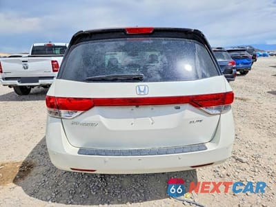 Zdjęcie 6 z 12 samochodu: 2016 HONDA ODYSSEY TOURING VIN:5FNRL5H9XGB060474 - miniatura