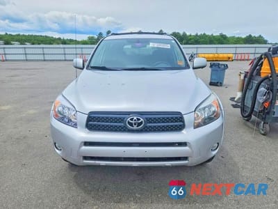 Piąte zdjęcie samochodu w środku: 2008 TOYOTA RAV4 SPORT VIN:JTMBD32V686055696 - miniatura