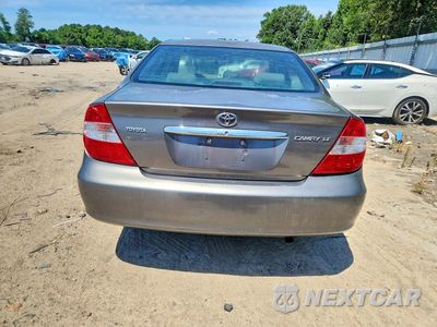Zdjęcie 6 z 12 samochodu: 2004 TOYOTA CAMRY VIN:4T1BE32K04U864843 - miniatura