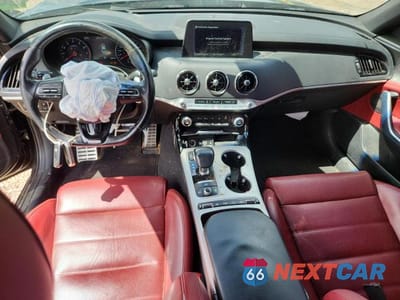 Zdjęcie 8 z 13 samochodu: 2019 KIA STINGER GT2 VIN:KNAE55LCXK6046636 - miniatura