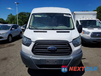 Piąte zdjęcie samochodu w środku: 2017 FORD TRANSIT T-250 VIN:1FTYR2CM2HKA49817 - miniatura