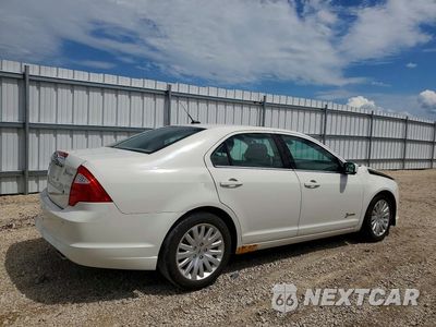 Trzecie zdjęcie samochodu z tyłu: 2012 FORD FUSION HYBRID VIN:3FADP0L31CR272490 - miniatura