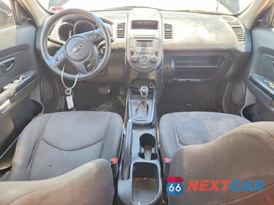 Zdjęcie 8 z 12 samochodu: 2013 KIA SOUL BASE VIN:KNDJT2A54D7753349 - miniatura