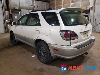 Drugie zdjęcie samochodu z przodu: 2002 LEXUS RX 300 VIN:JTJHF10UX20240814 - miniatura