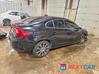 Trzecie zdjęcie samochodu z tyłu: 2016 VOLVO S60 PLATINUM VIN:YV149MFM5G2395245 - miniatura