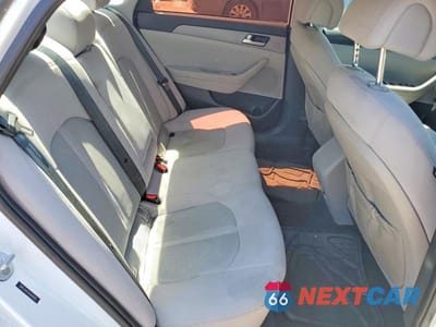 Zdjęcie 10 z 12 samochodu: 2017 HYUNDAI SONATA SE VIN:5NPE24AF5HH469920 - miniatura