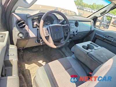 Zdjęcie 8 z 13 samochodu: 2015 FORD F250 SUPER DUTY VIN:1FT7X2B69FEA92163 - miniatura