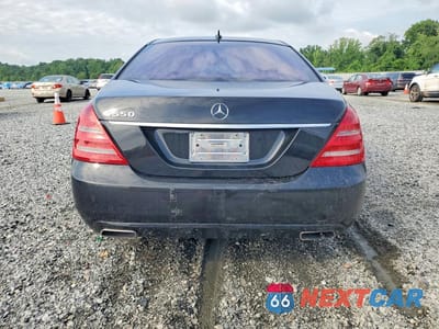 Zdjęcie 6 z 12 samochodu: 2012 MERCEDES-BENZ S 550 VIN:WDDNG7DBXCA432069 - miniatura