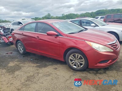 Czwarte zdjęcie samochodu z boku: 2011 HYUNDAI SONATA GLS VIN:5NPEB4AC4BH190410 - miniatura