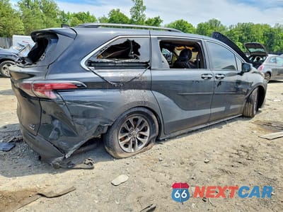 Trzecie zdjęcie samochodu z tyłu: 2022 TOYOTA SIENNA XLE VIN:5TDJRKEC7NS116633 - miniatura