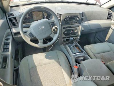 Zdjęcie 8 z 12 samochodu: 2007 JEEP GRAND CHEROKEE LAREDO/COLUMBIA/FREEDOM VIN:1J8GR48K07C577288 - miniatura