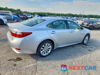 Trzecie zdjęcie samochodu z tyłu: 2014 LEXUS ES 300H VIN:JTHBW1GG0E2044915 - miniatura