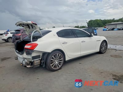 Trzecie zdjęcie samochodu z tyłu: 2015 MASERATI GHIBLI VIN:ZAM57XSAXF1156111 - miniatura