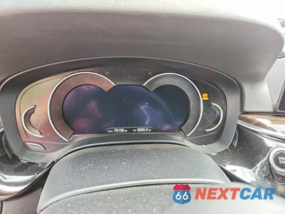 Zdjęcie 9 z 12 samochodu: 2019 BMW 530XE VIN:WBAJB1C5XKB375300 - miniatura