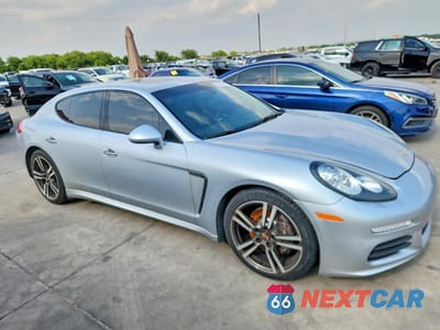 Czwarte zdjęcie samochodu z boku: 2014 PORSCHE PANAMERA 2 VIN:WP0AA2A73EL009712 - miniatura