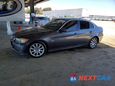 2006 BMW 330 I WBAVB33596KR79794 - główne zdjęcie licytacji z USA - miniatura