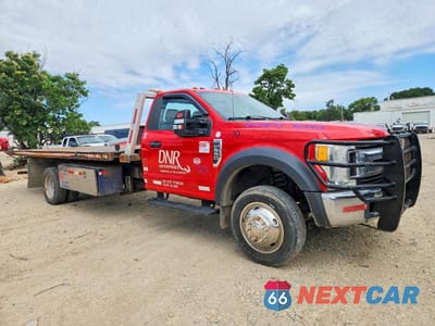 2017 FORD F550 SUPER DUTY 1FDUF5GY0HED72599 - główne zdjęcie licytacji z USA - miniatura