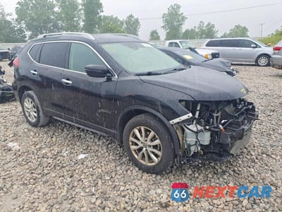 Czwarte zdjęcie samochodu z boku: 2019 NISSAN ROGUE S VIN:5N1AT2MV8KC789007 - miniatura