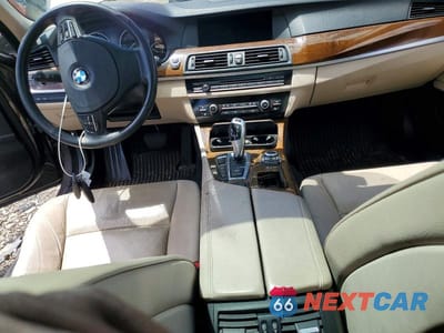 Zdjęcie 8 z 12 samochodu: 2013 BMW 528 XI VIN:WBAXH5C52DD113889 - miniatura