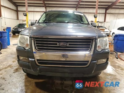 Piąte zdjęcie samochodu w środku: 2010 FORD EXPLORER XLT VIN:1FMEU7DE2AUA69996 - miniatura