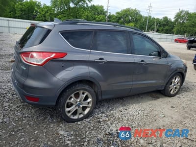Trzecie zdjęcie samochodu z tyłu: 2013 FORD ESCAPE SE VIN:1FMCU0GXXDUA99389 - miniatura